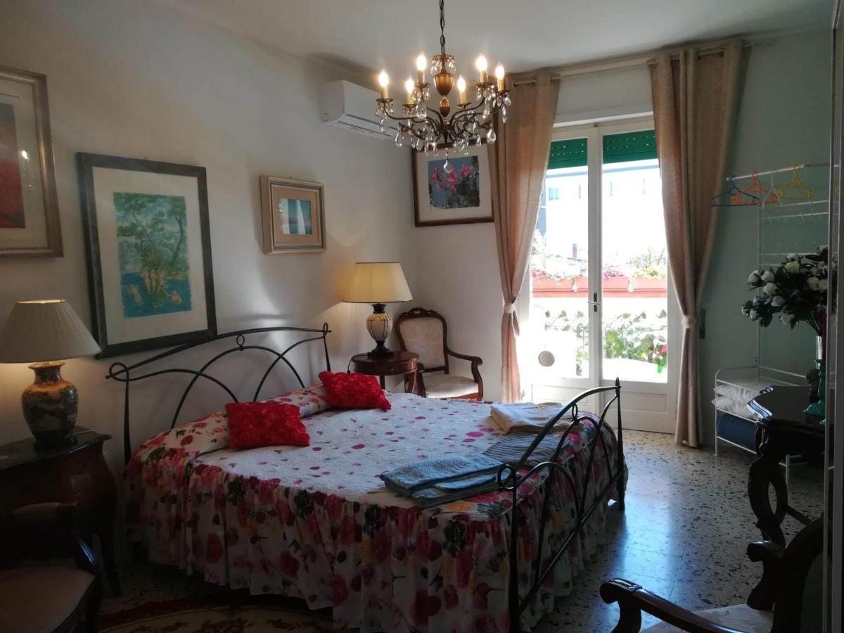 Domus Aurea Bed & Breakfast Oristano Exterior photo